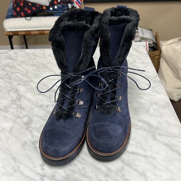 Stuart Weitzman Lug Sole Faux Fur Navy Suede Lace Up Boots Size 7.5 M - Picture 2 of 13